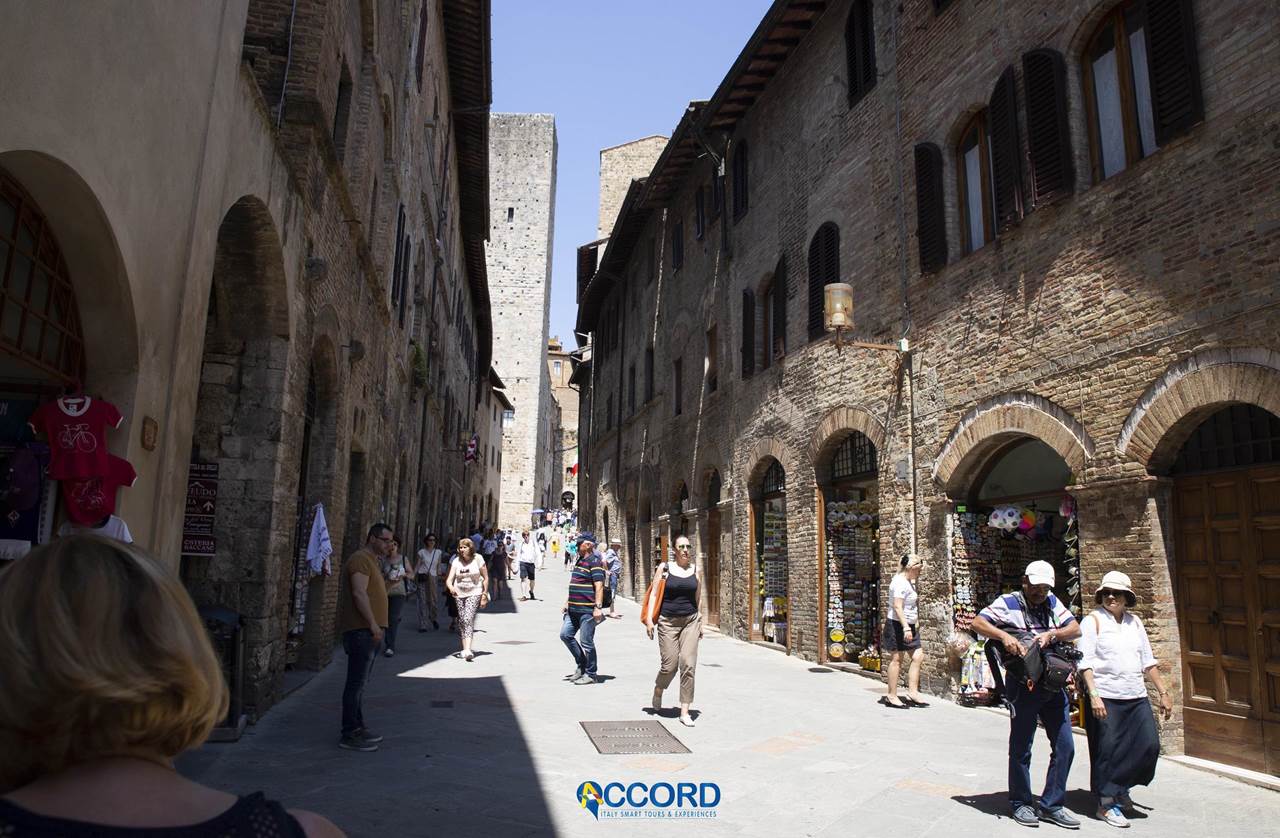 passeggiata san gimignano