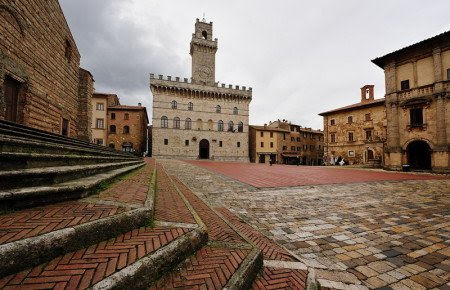 montepulciano piazza 450x290