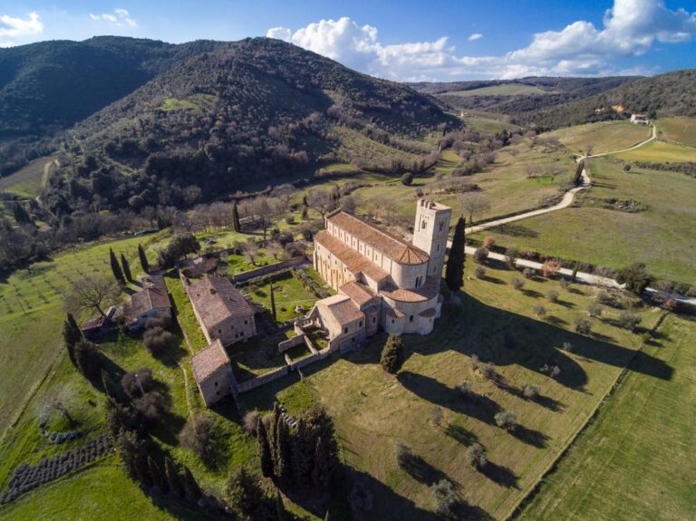 abbazia sant antimo